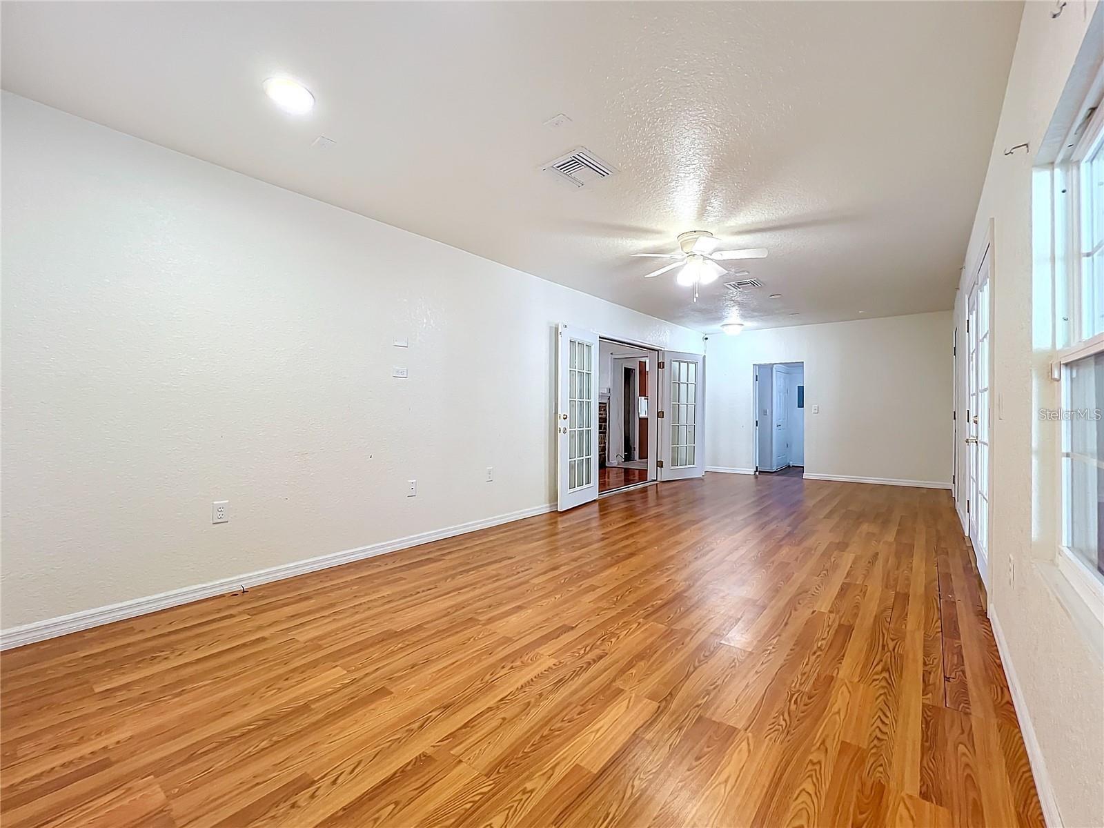25 E CHESLEY AVE, EUSTIS, FL — photo 129