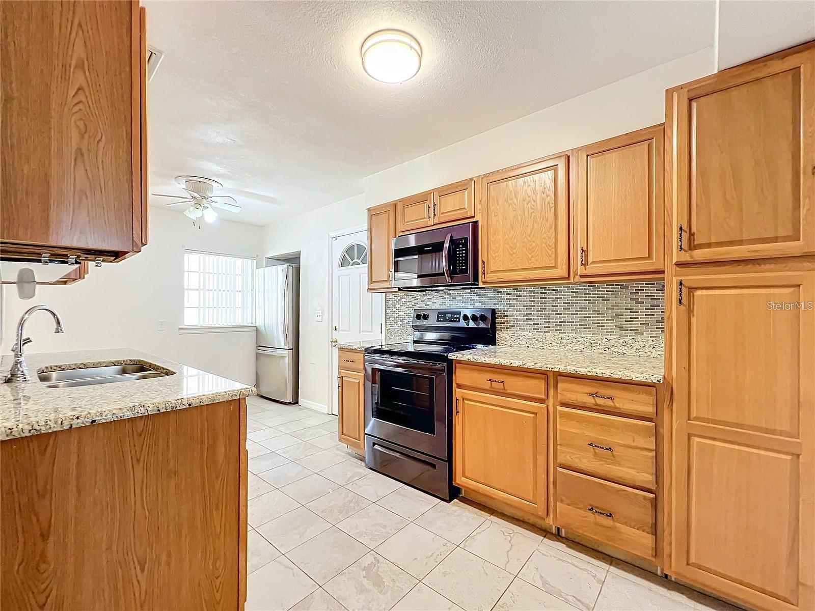 25 E CHESLEY AVE, EUSTIS, FL — photo 149