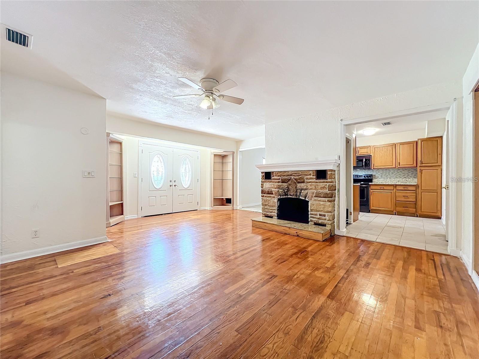25 E CHESLEY AVE, EUSTIS, FL — photo 160
