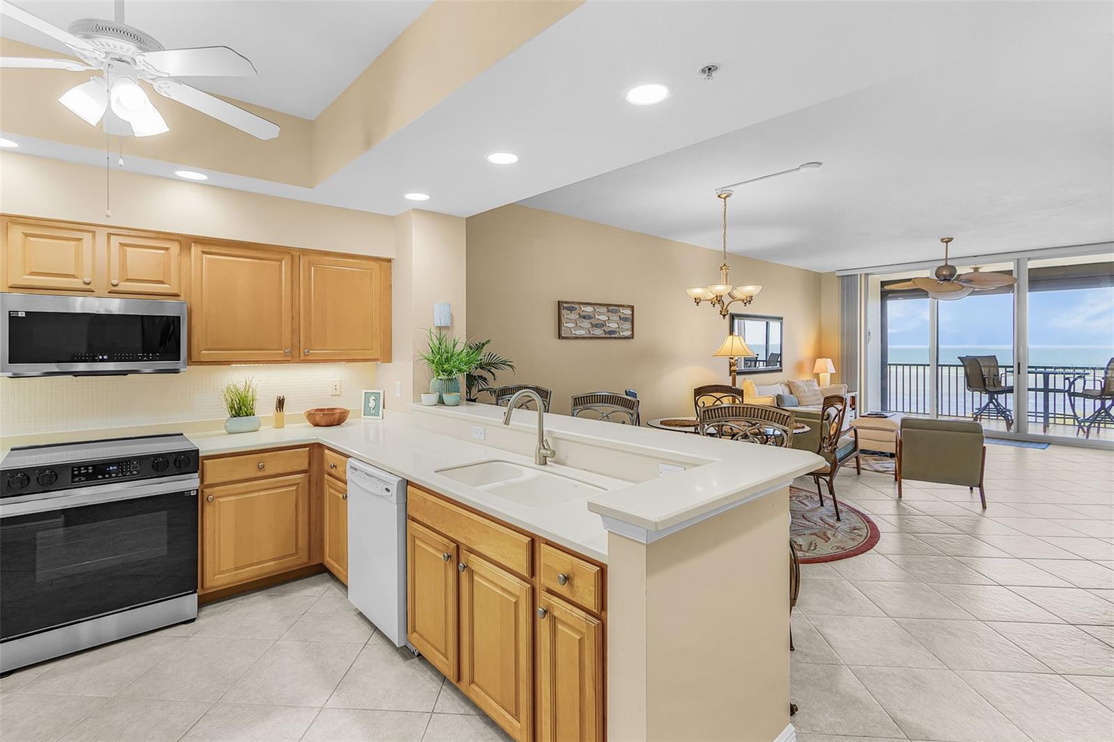3321 SUNSET KEY CIR #508, PUNTA GORDA, FL — photo 5