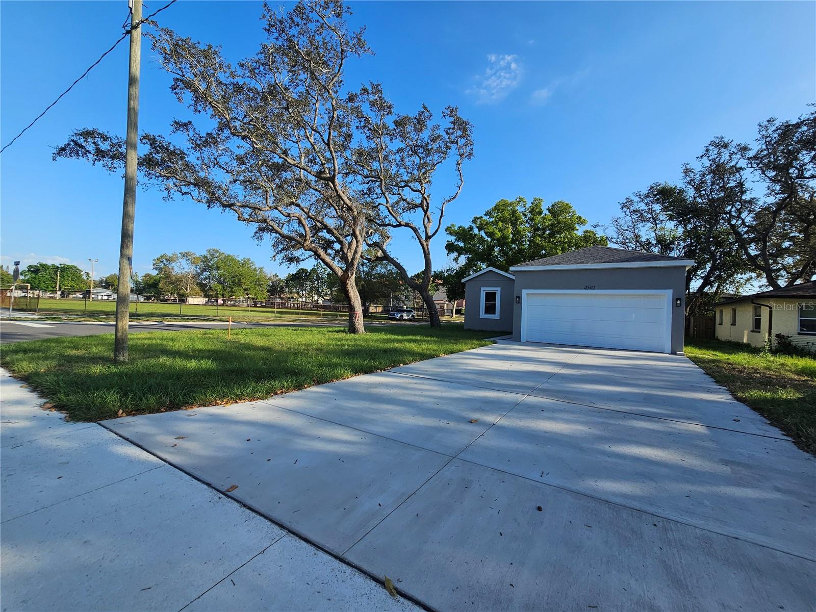 4502 42ND AVE N, ST PETERSBURG, FL — photo 2