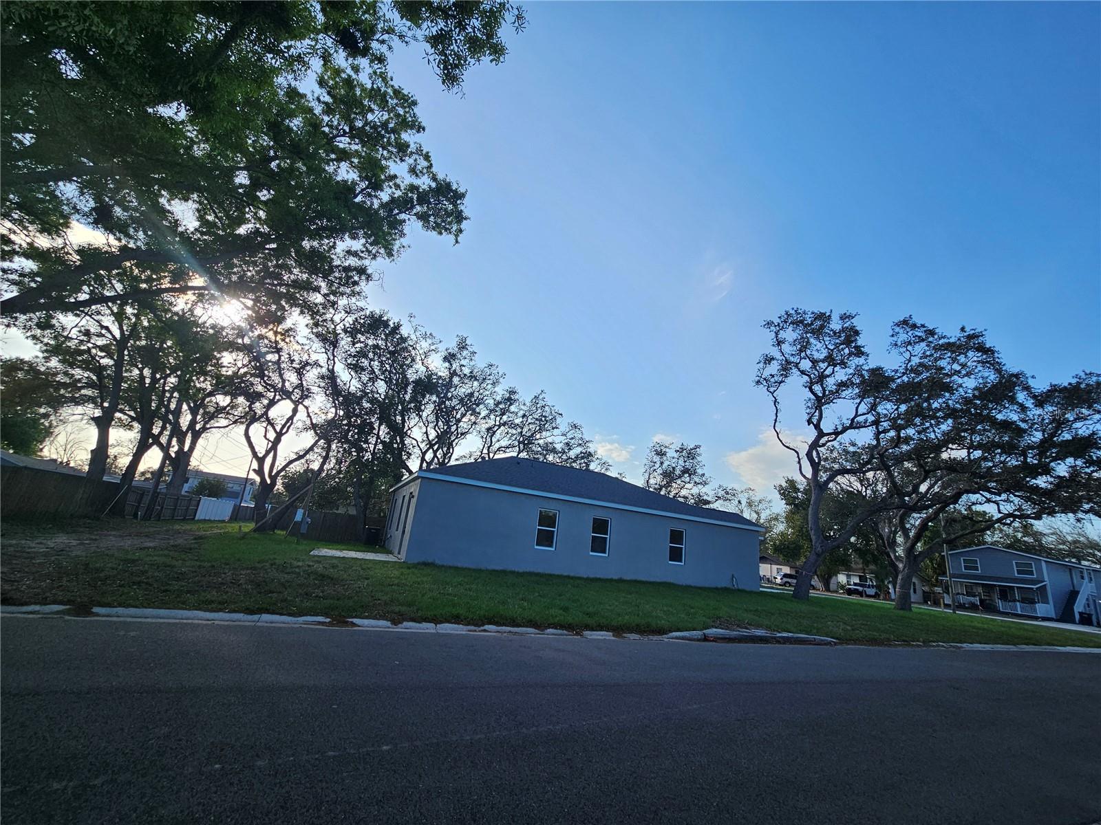 4502 42ND AVE N, ST PETERSBURG, FL — photo 3