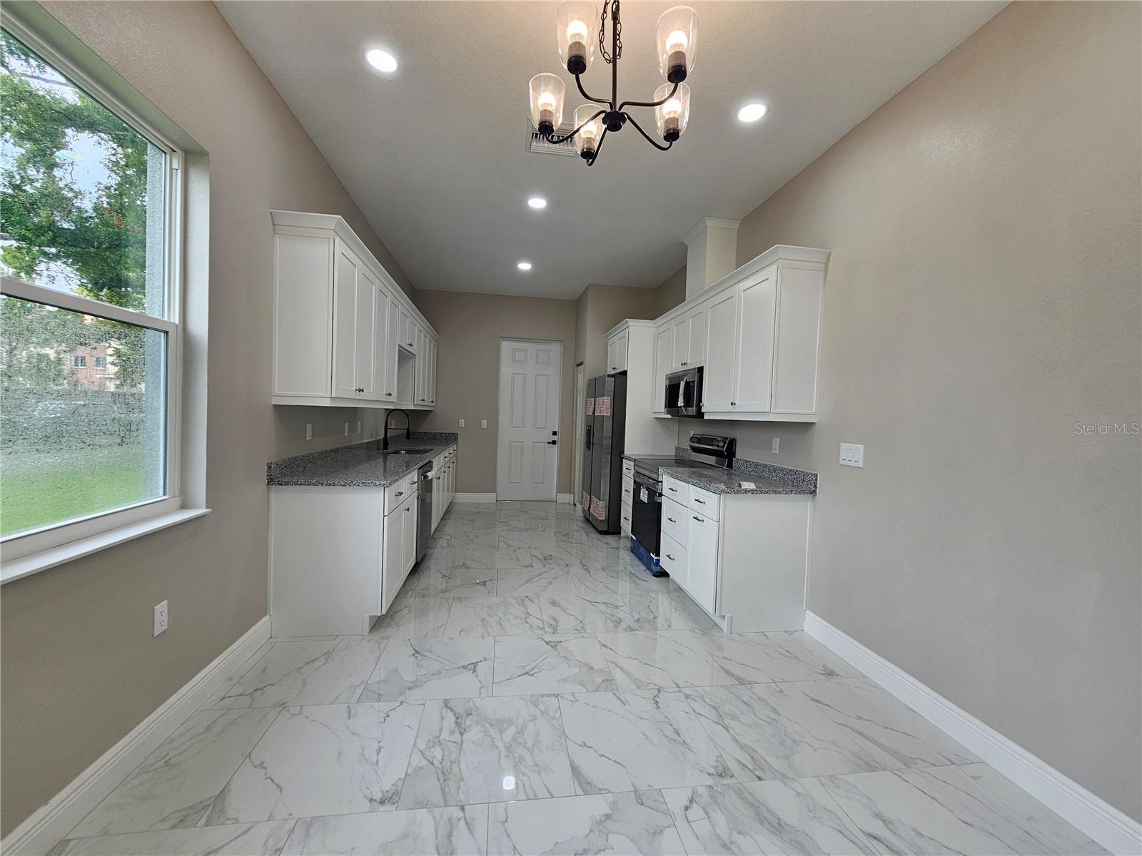 4502 42ND AVE N, ST PETERSBURG, FL — photo 7