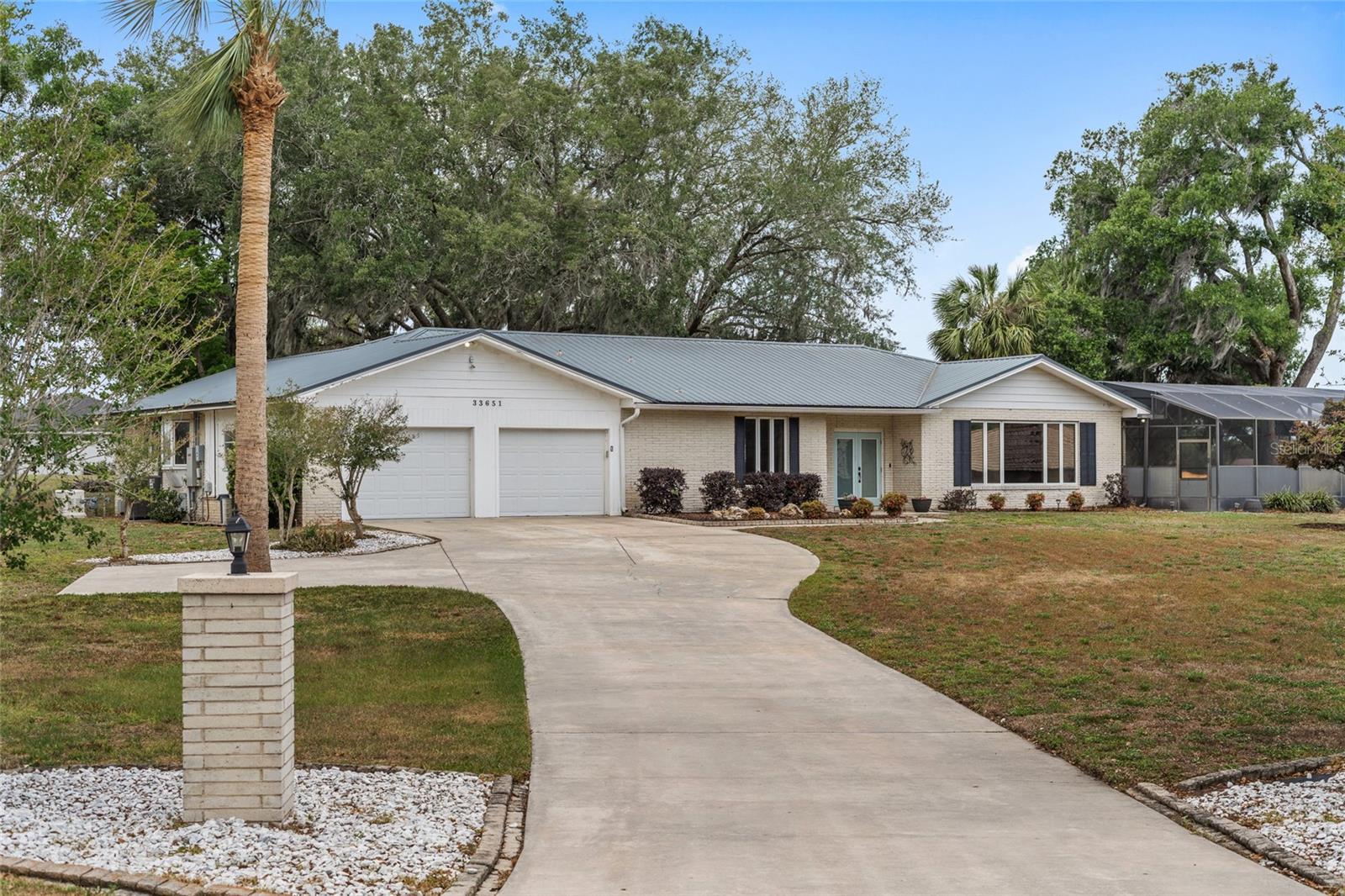 33651 OVERTON DR, LEESBURG, FL