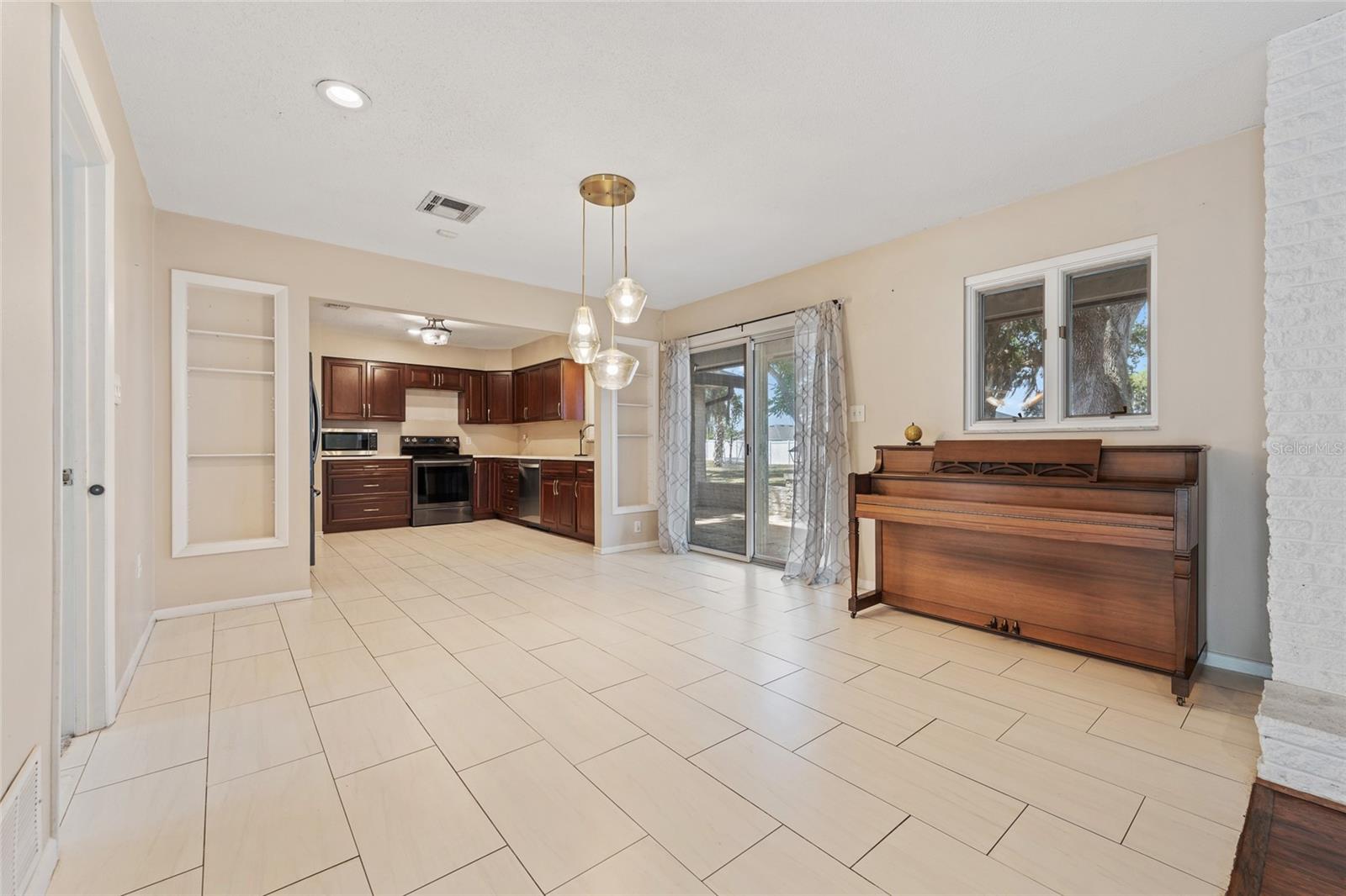 33651 OVERTON DR, LEESBURG, FL — photo 26