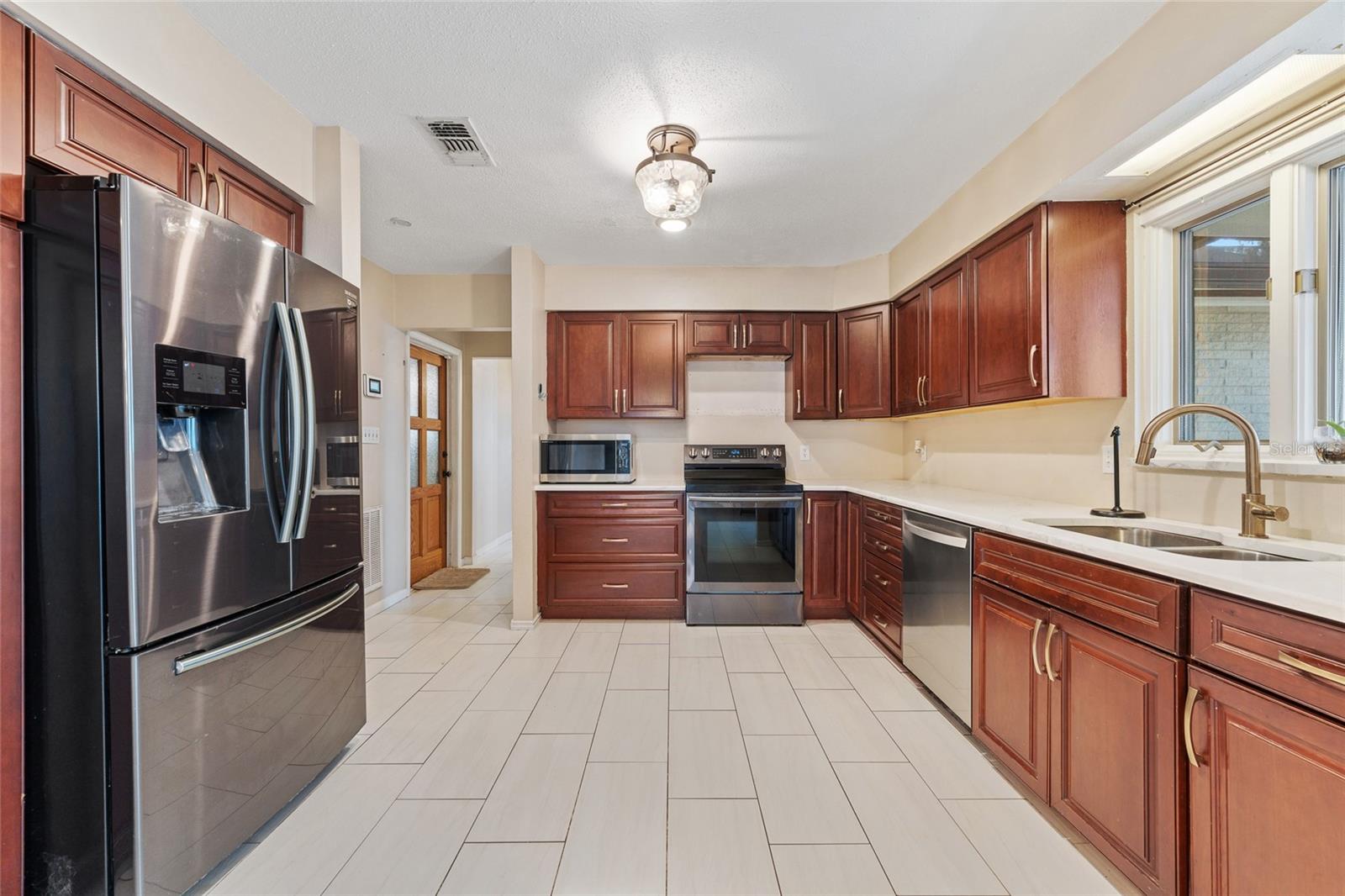 33651 OVERTON DR, LEESBURG, FL — photo 35