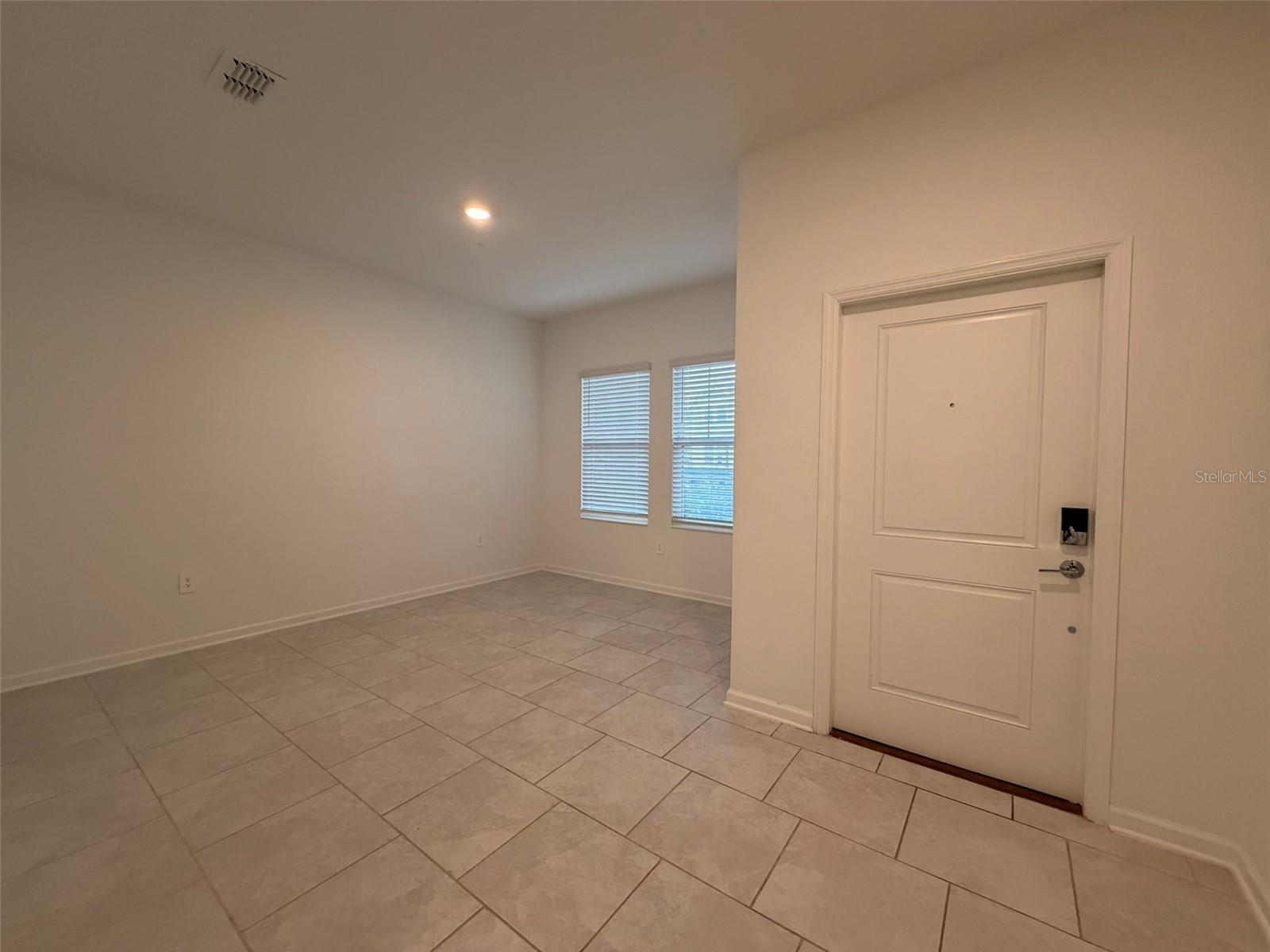 2165 SWEET HONEY LN, APOPKA, FL — photo 2