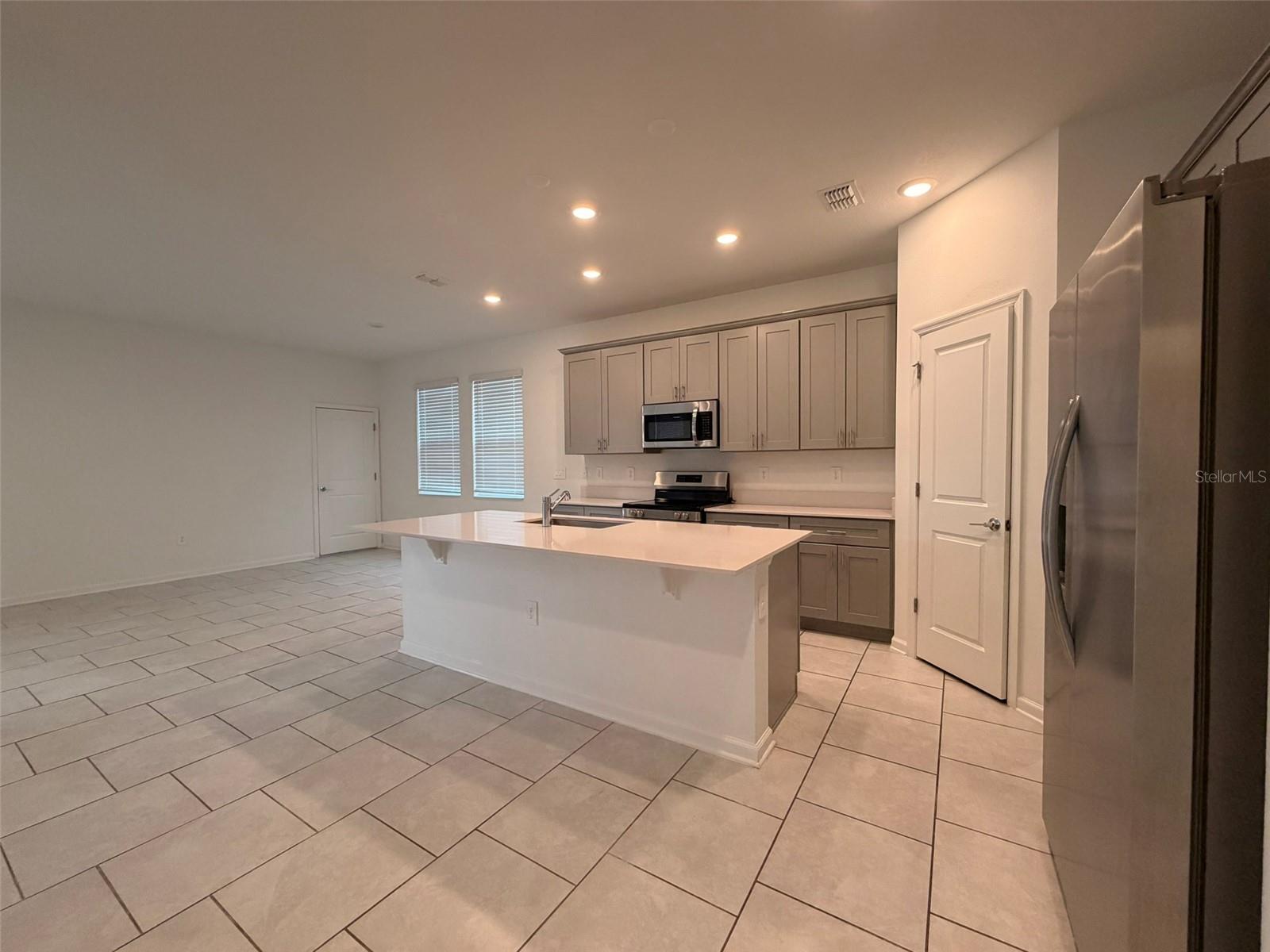 2165 SWEET HONEY LN, APOPKA, FL — photo 6
