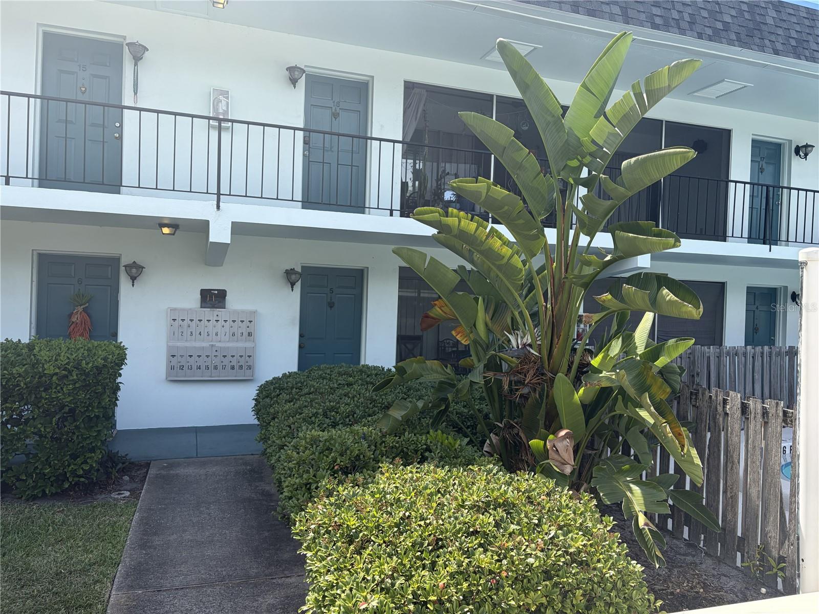 1485 LAKEVIEW RD #5, CLEARWATER, FL — photo 2