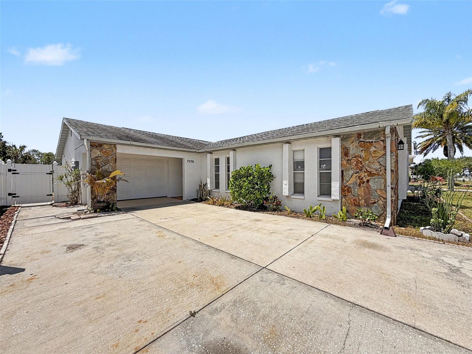7038 SOUTHWIND DR, HUDSON, FL — photo 5