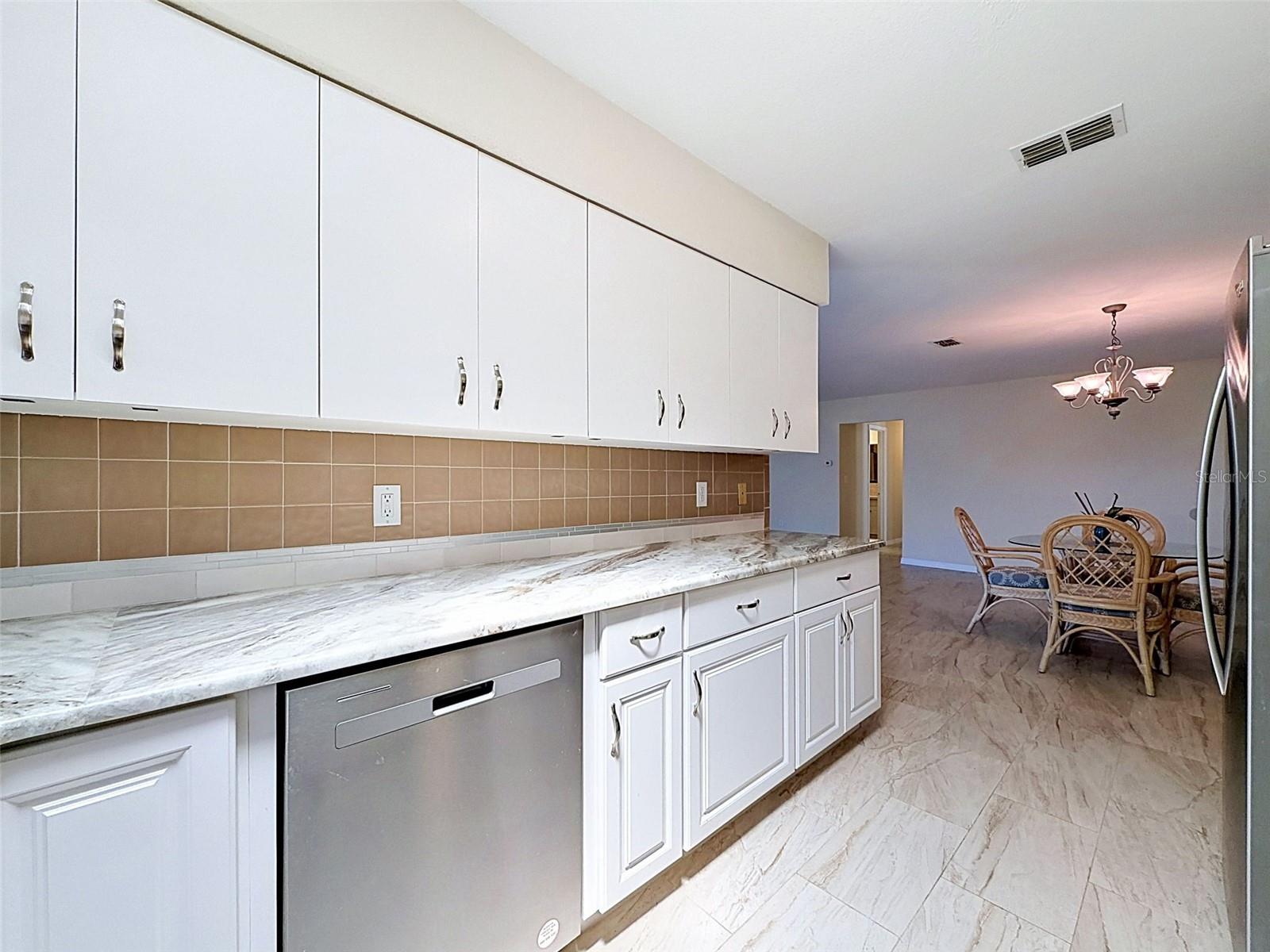 7038 SOUTHWIND DR, HUDSON, FL — photo 18
