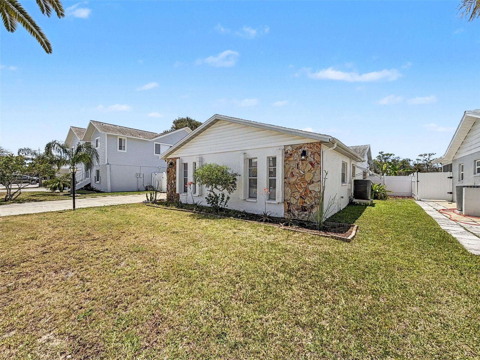 7038 SOUTHWIND DR, HUDSON, FL — photo 43