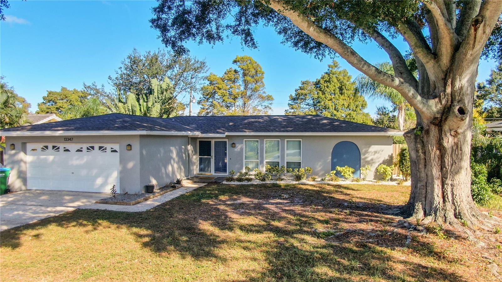 13347 88TH PL, SEMINOLE, FL — photo 11