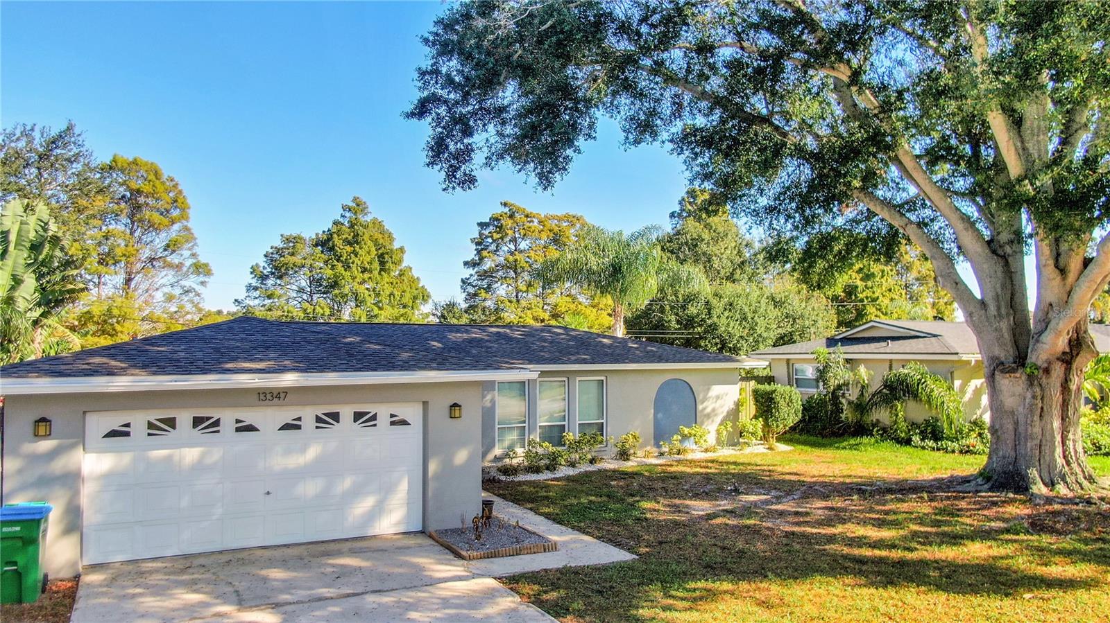 13347 88TH PL, SEMINOLE, FL — photo 12