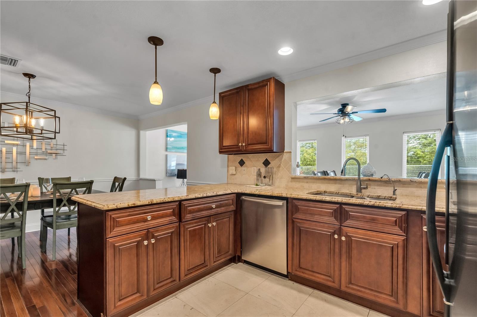 13347 88TH PL, SEMINOLE, FL — photo 35