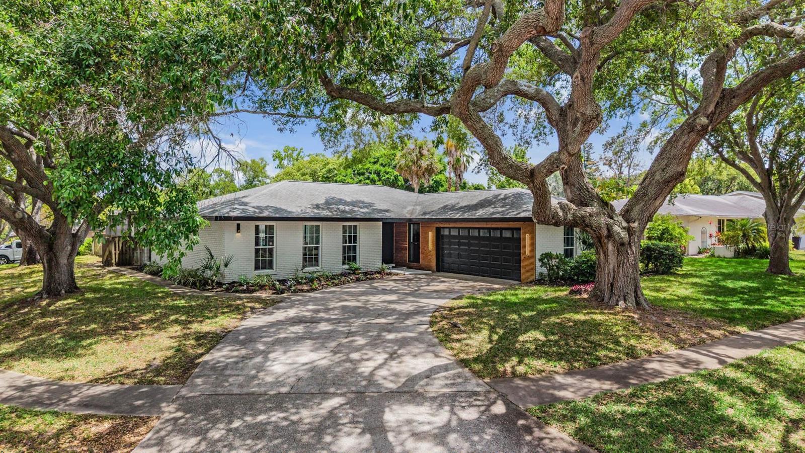848 HILLSIDE DR, PALM HARBOR, FL