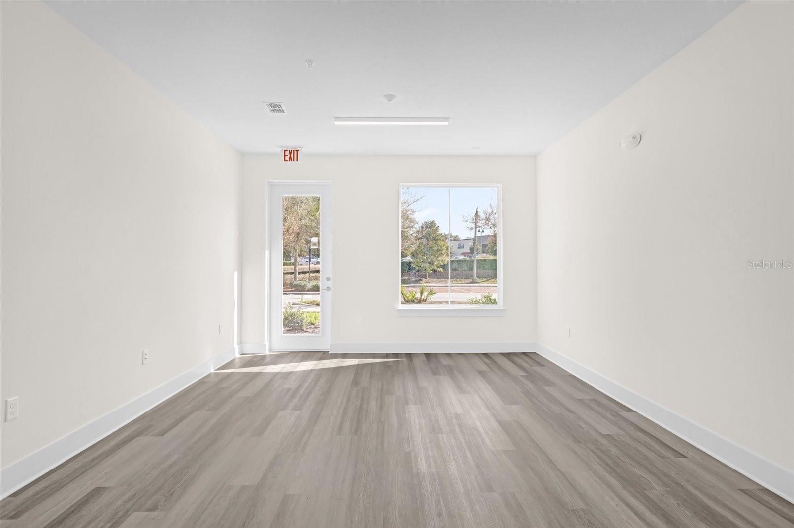 415 MIKE ROBERTO WAY, OVIEDO, FL — photo 3