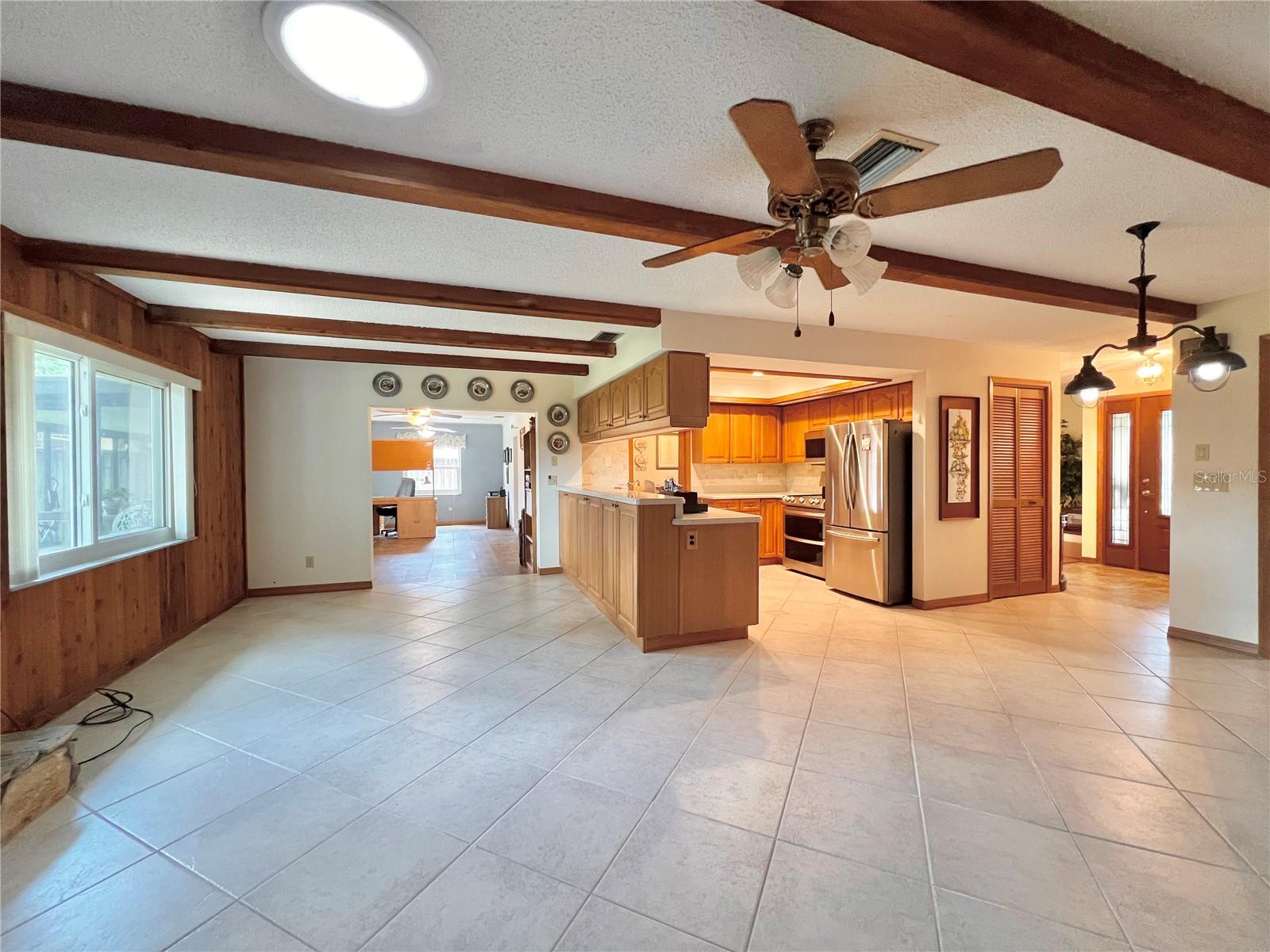 2219 ALICE LN, CLEARWATER, FL — photo 12