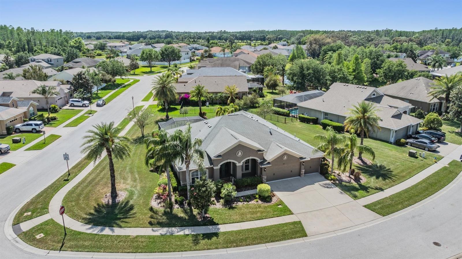 8721 CRYSTAL CREEK CT, LAND O LAKES, FL — photo 3