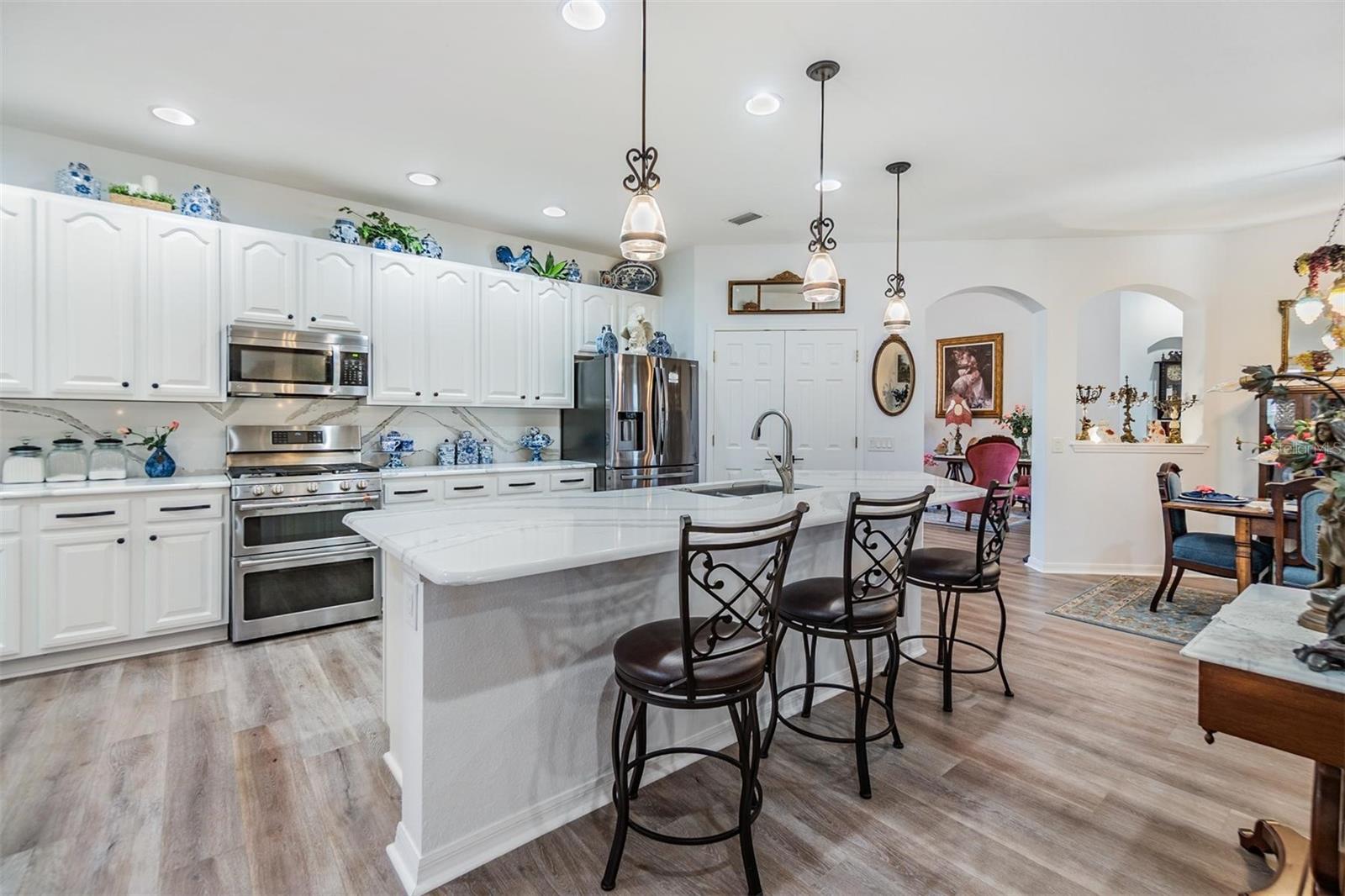 8721 CRYSTAL CREEK CT, LAND O LAKES, FL — photo 8