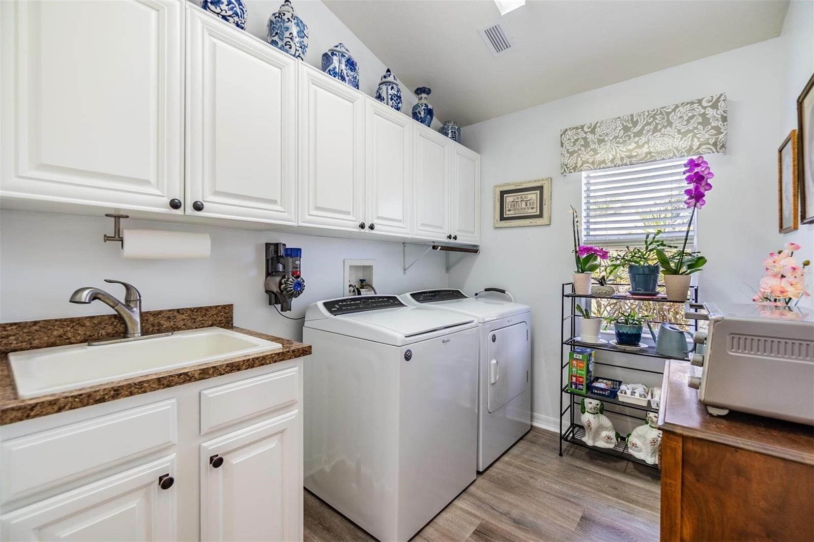 8721 CRYSTAL CREEK CT, LAND O LAKES, FL — photo 34