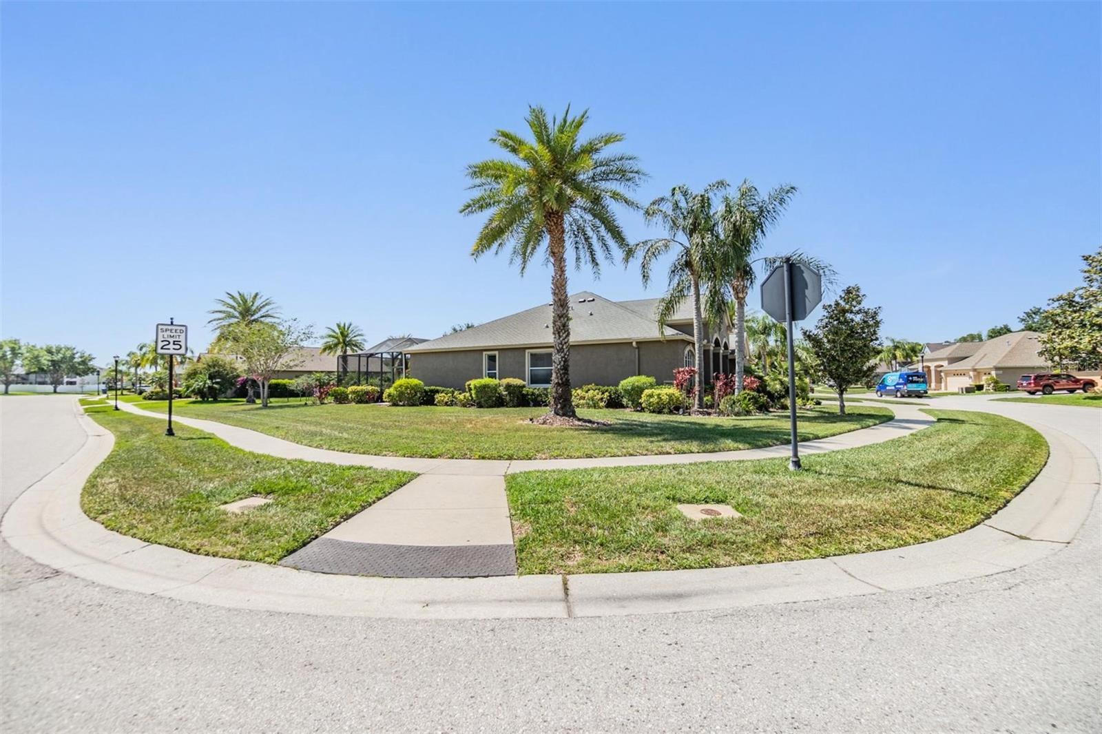 8721 CRYSTAL CREEK CT, LAND O LAKES, FL — photo 42