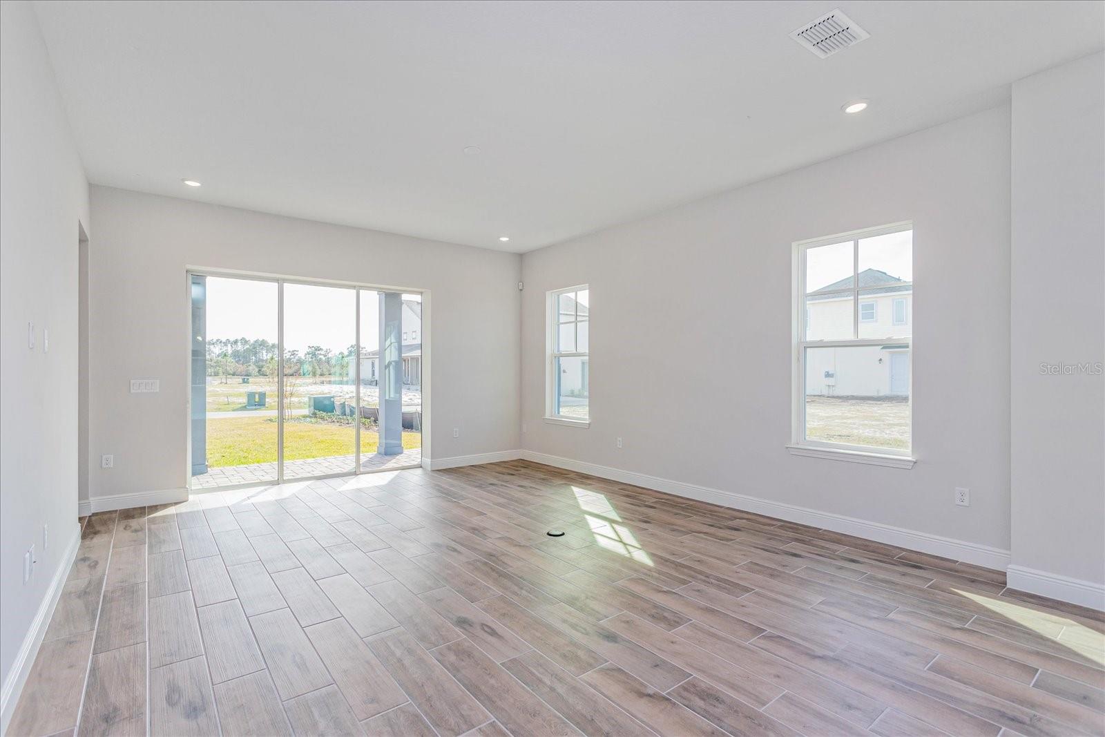 10242 MEDAWAR ST, ORLANDO, FL — photo 4