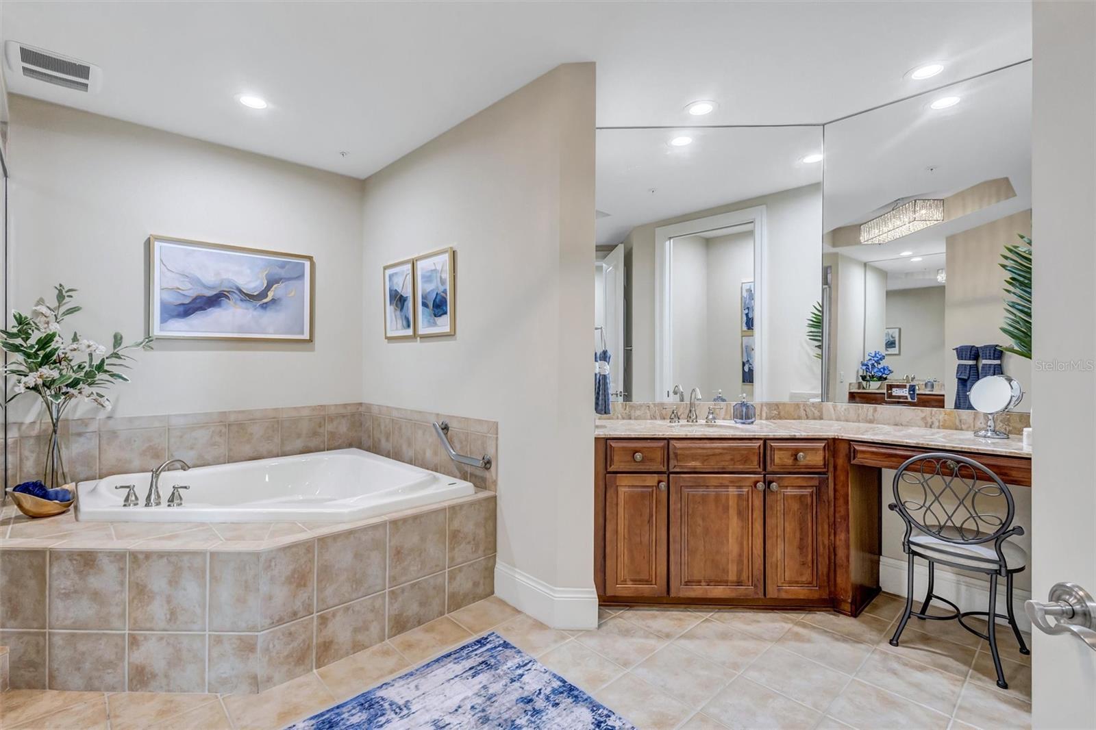 130 RIVIERA DUNES WAY #804, PALMETTO, FL — photo 13