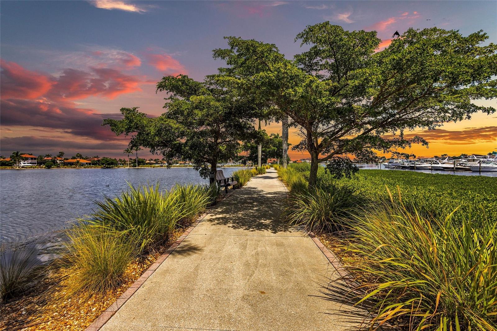 130 RIVIERA DUNES WAY #804, PALMETTO, FL — photo 37
