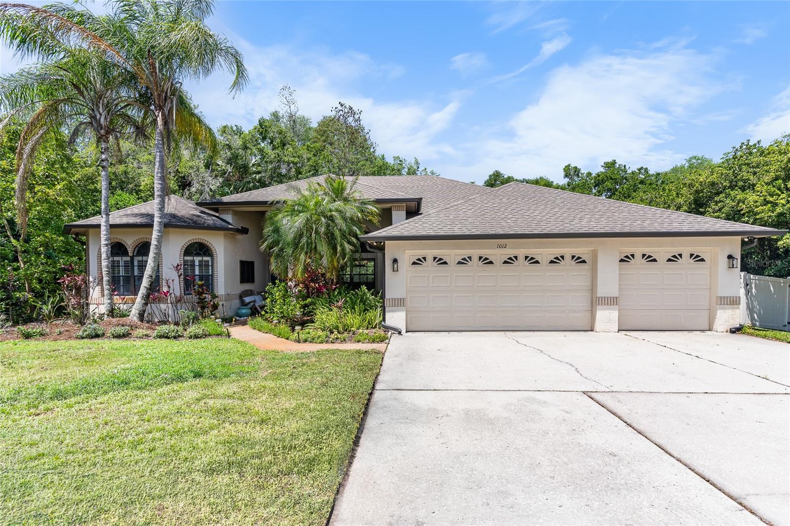 1012 KINGSBOROUGH GARDENS CT, LUTZ, FL