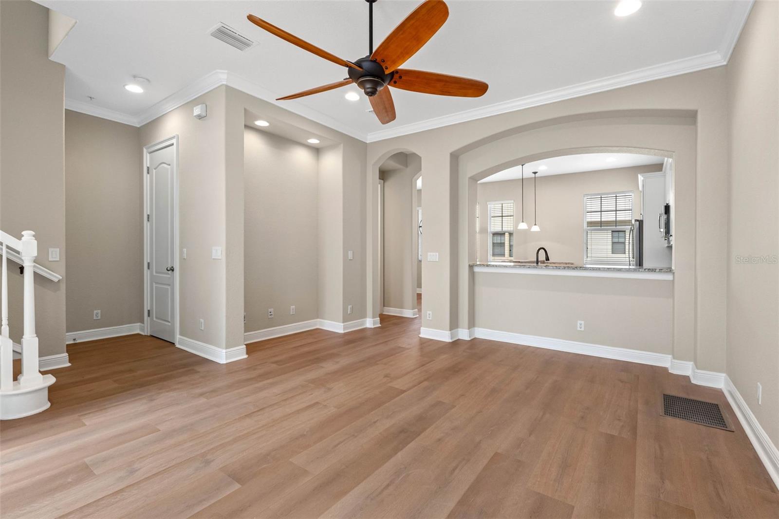 6030 YEATS MANOR DR #105, TAMPA, FL — photo 10