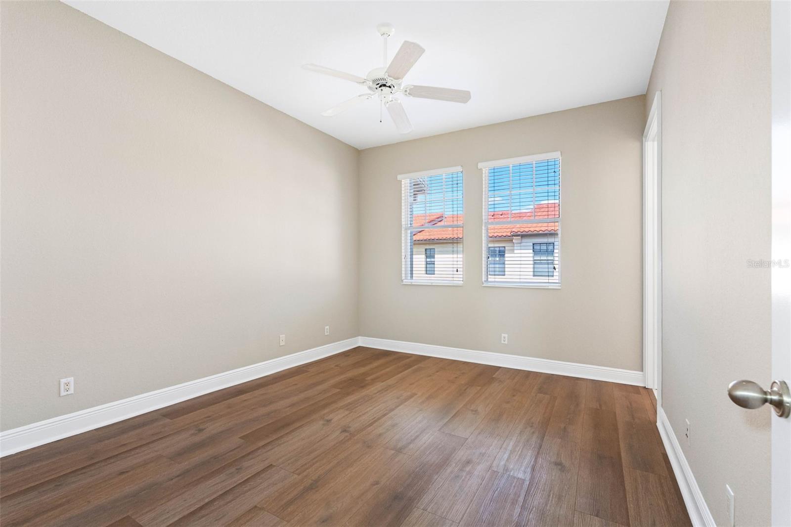6030 YEATS MANOR DR #105, TAMPA, FL — photo 32
