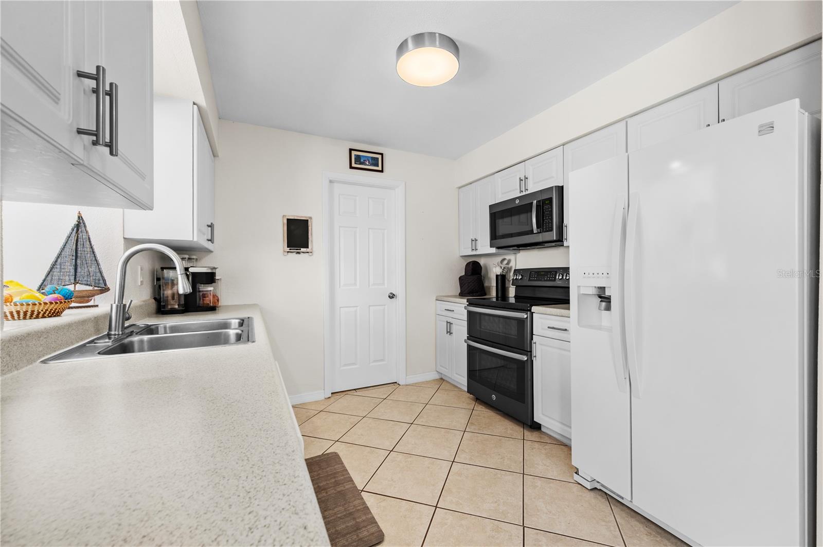 182 BOUNDARY BLVD #B, ROTONDA WEST, FL — photo 20