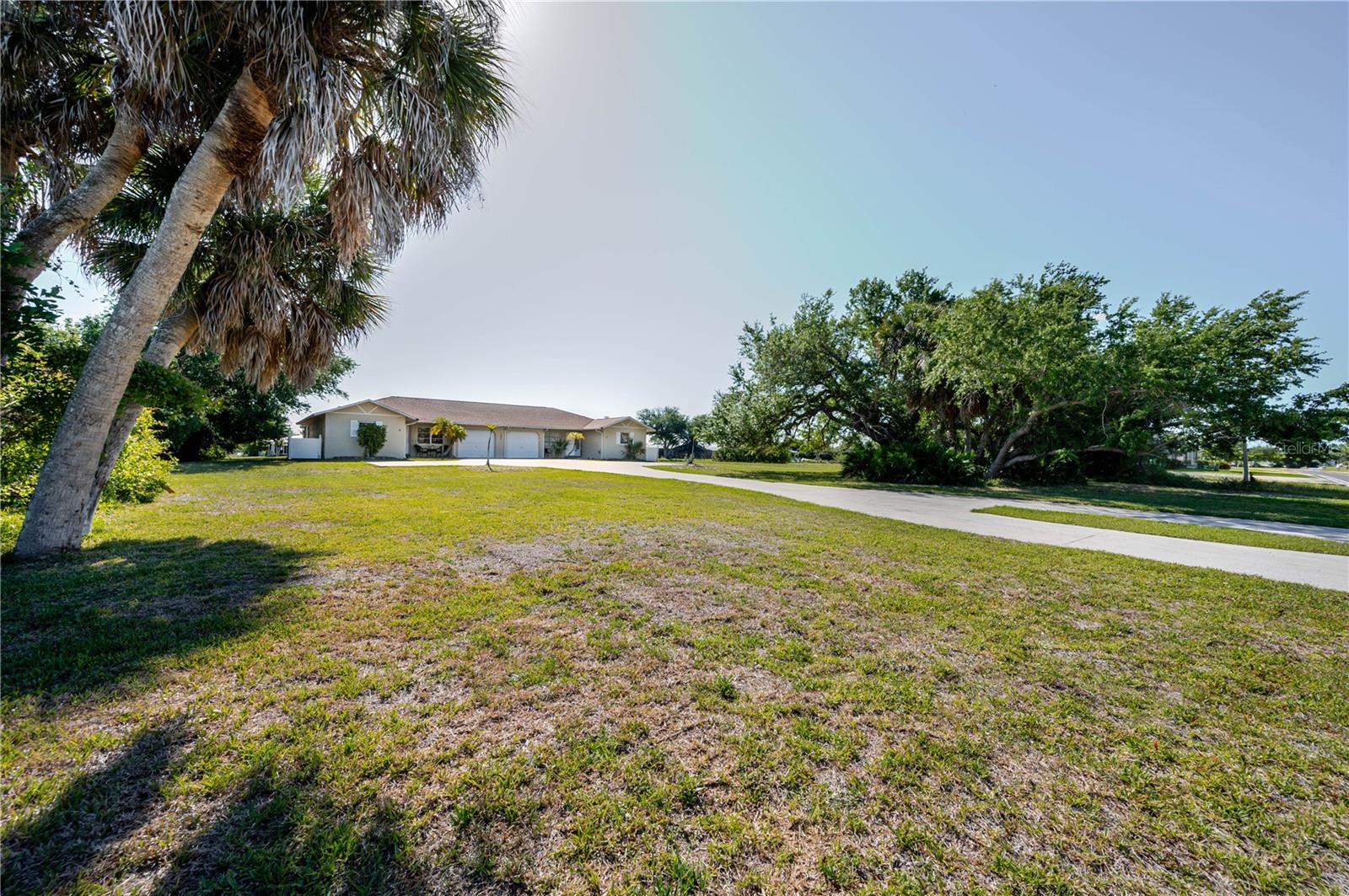 182 BOUNDARY BLVD #B, ROTONDA WEST, FL — photo 38