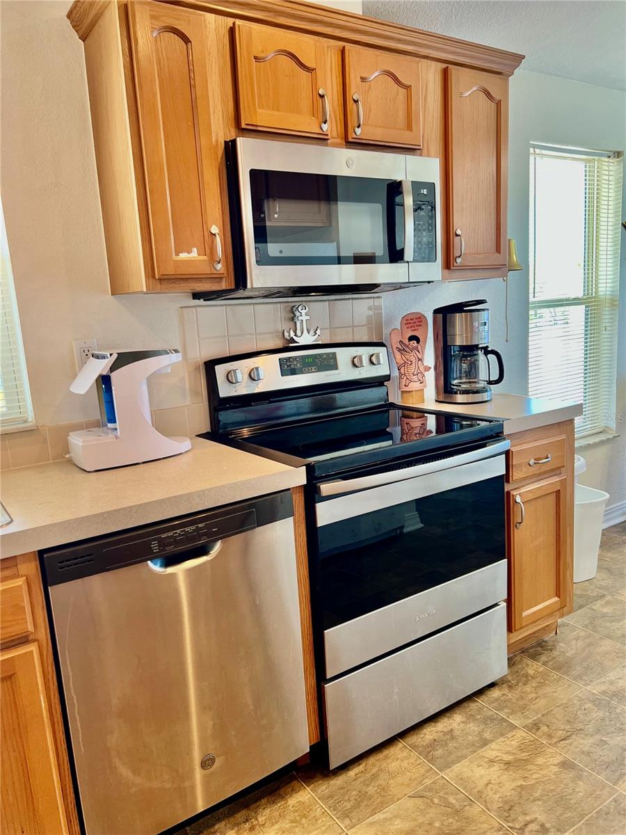 102 2ND AVE, VENICE, FL — photo 8
