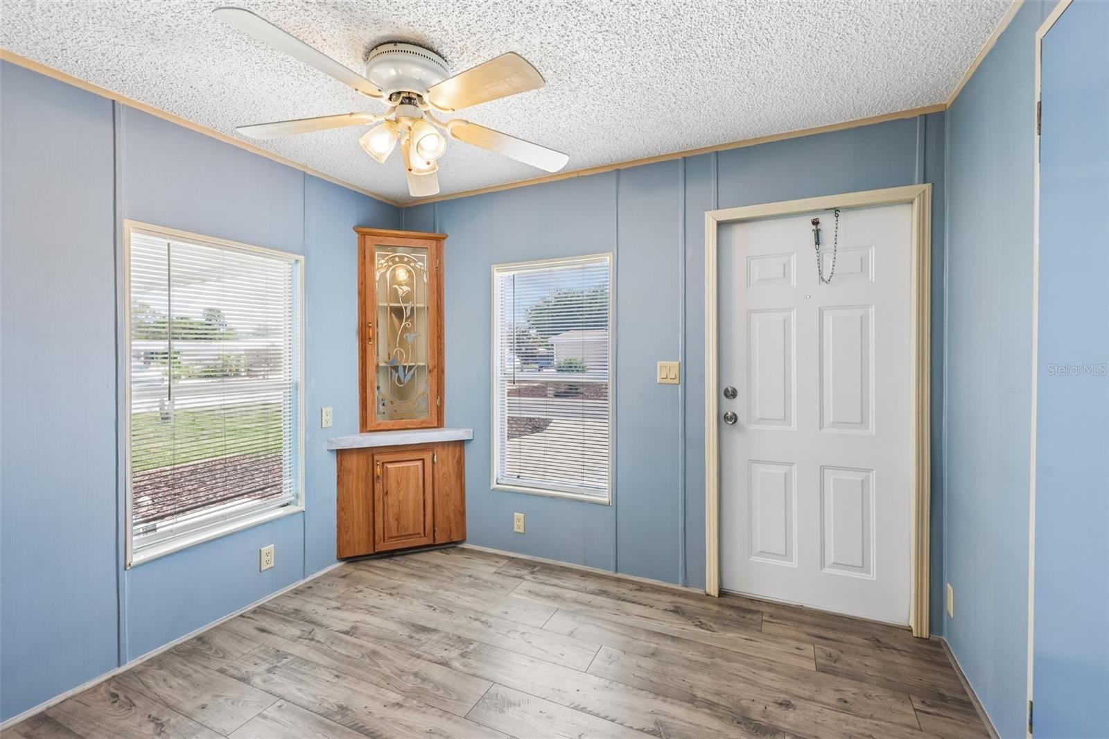 550 SAINT JOHNS RD, TAVARES, FL — photo 12