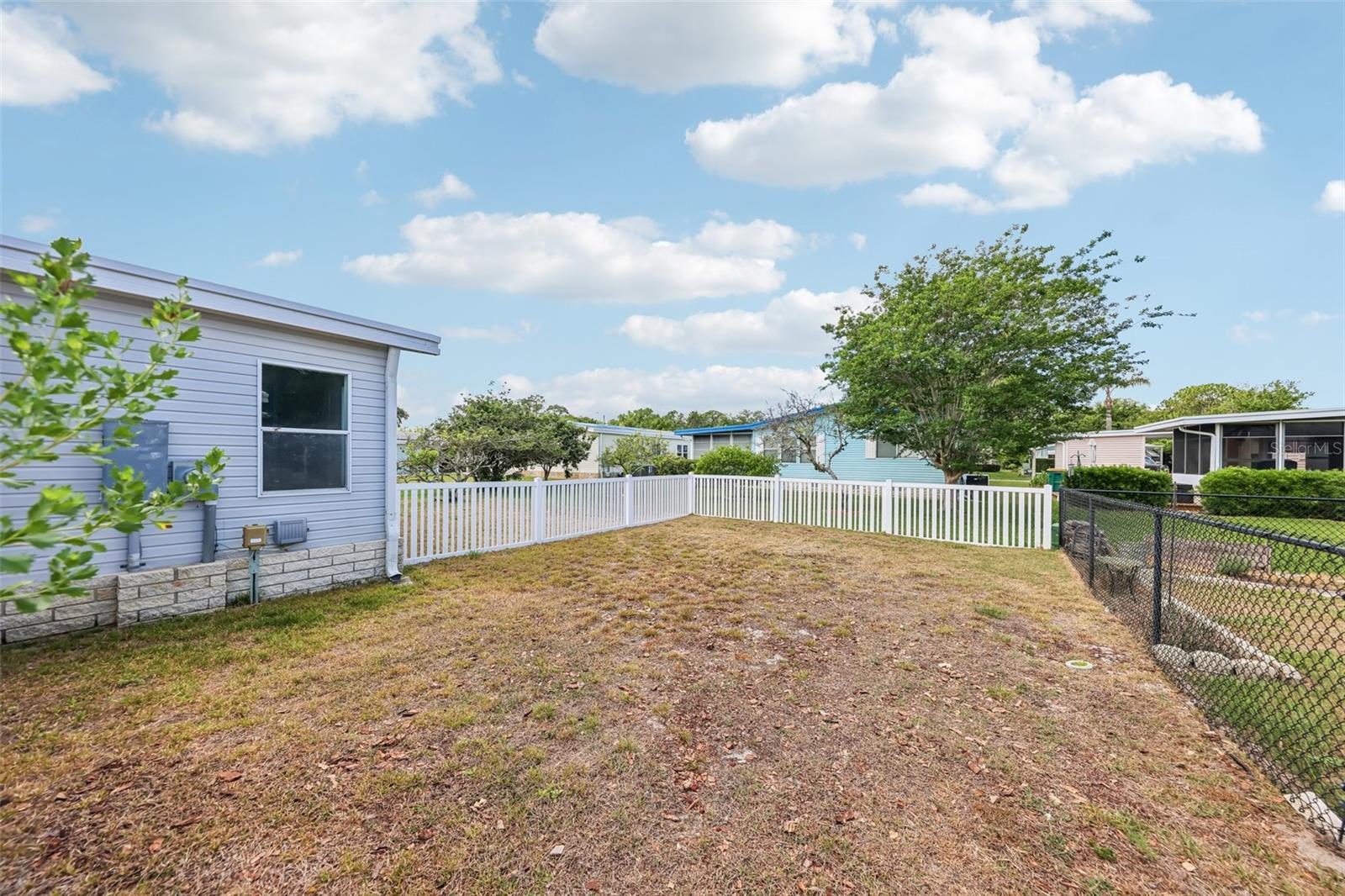 550 SAINT JOHNS RD, TAVARES, FL — photo 56
