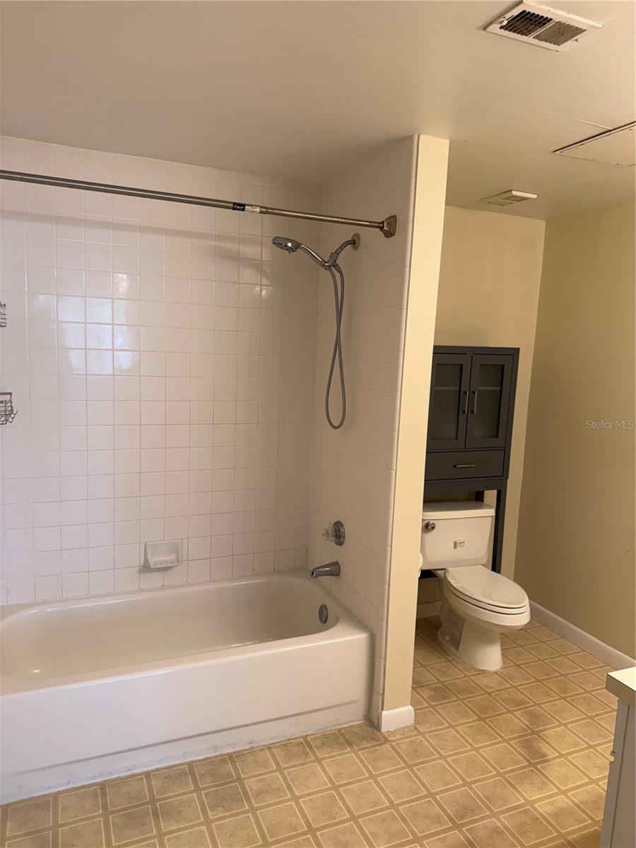 2333 FEATHER SOUND DR #B102, CLEARWATER, FL — photo 23