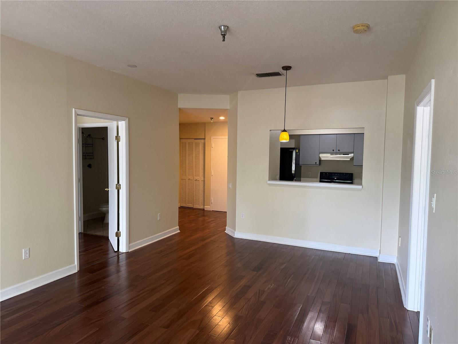 2333 FEATHER SOUND DR #B102, CLEARWATER, FL — photo 36
