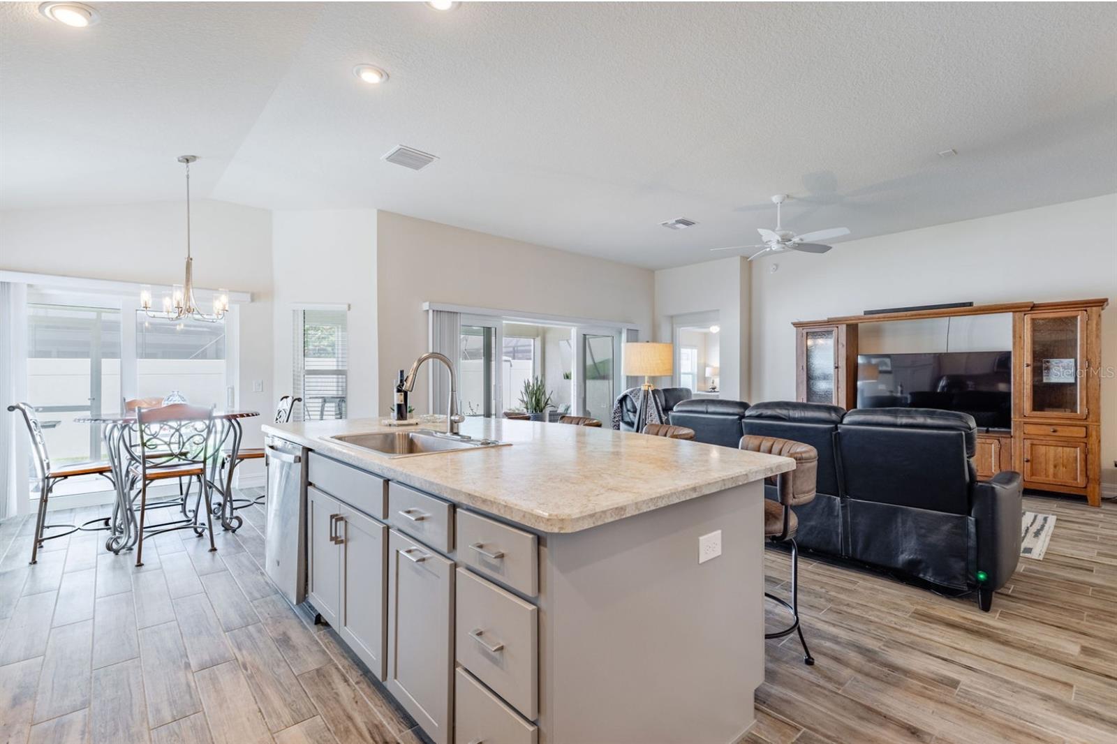 580 GOUGH PL, THE VILLAGES, FL — photo 29
