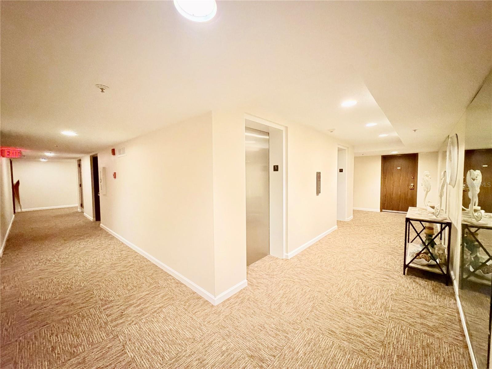 7430 SUNSHINE SKYWAY LN S #501, ST PETERSBURG, FL — photo 3