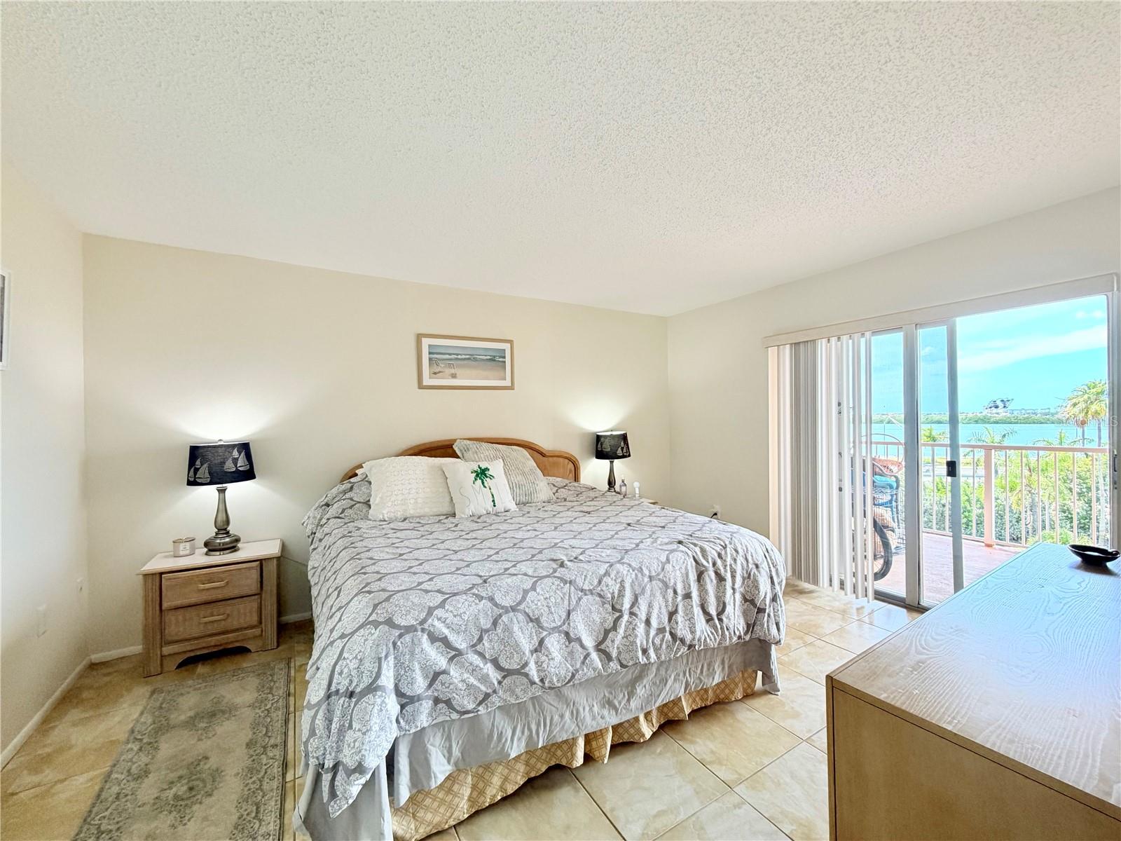 7430 SUNSHINE SKYWAY LN S #501, ST PETERSBURG, FL — photo 23