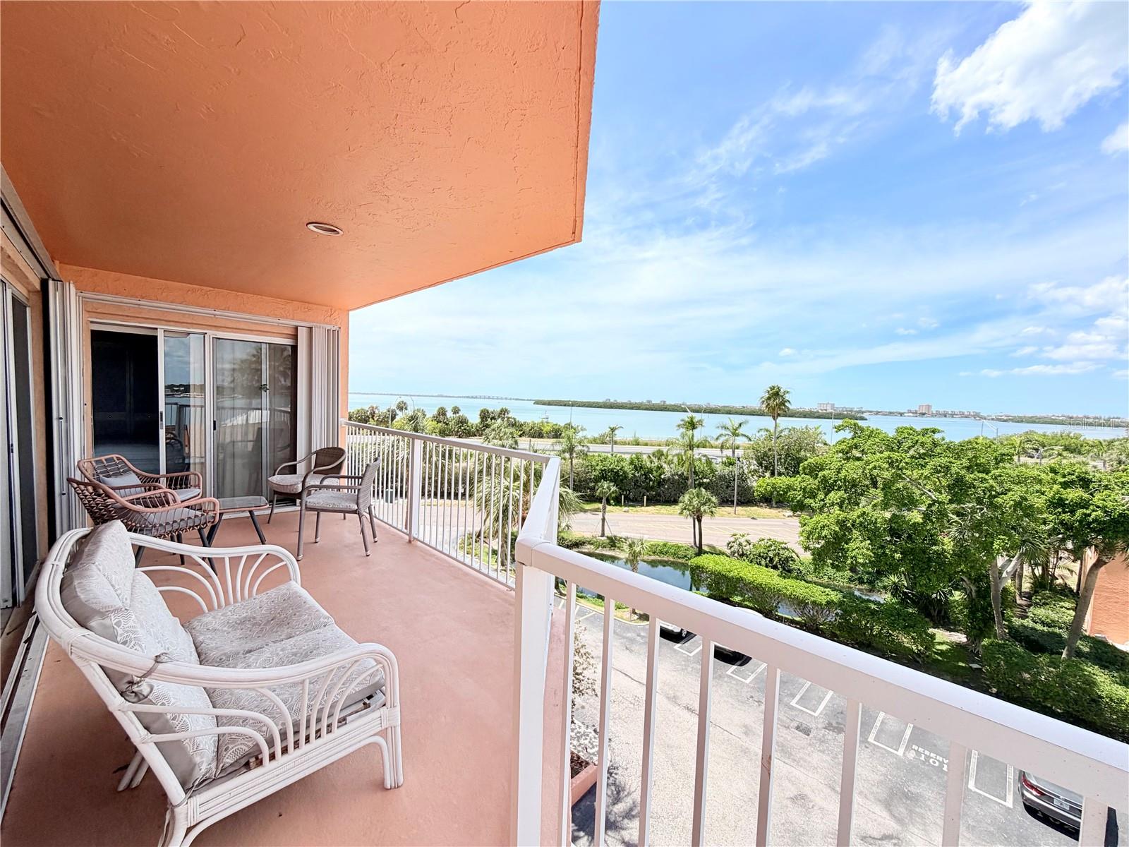 7430 SUNSHINE SKYWAY LN S #501, ST PETERSBURG, FL — photo 26