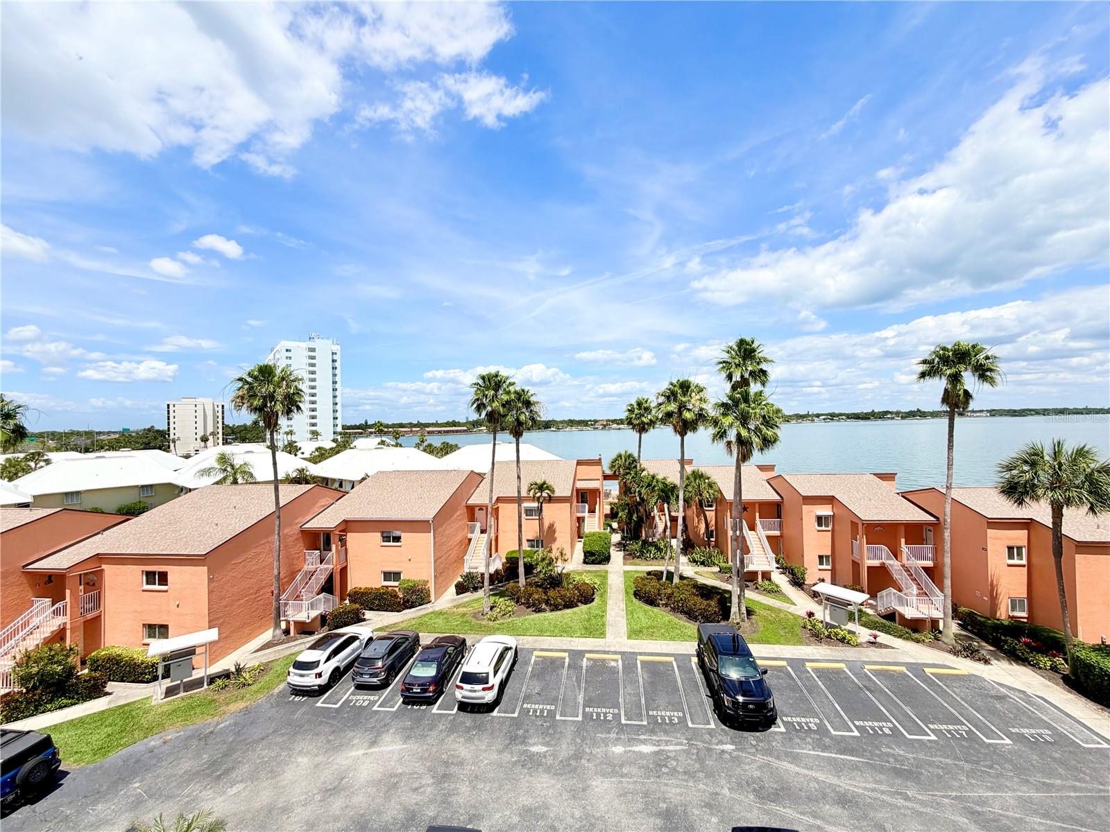 7430 SUNSHINE SKYWAY LN S #501, ST PETERSBURG, FL — photo 28