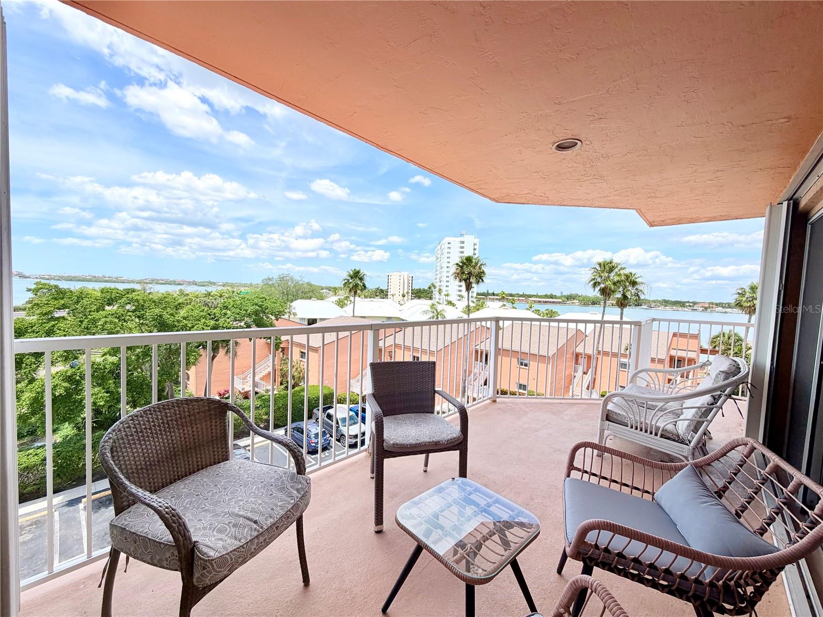 7430 SUNSHINE SKYWAY LN S #501, ST PETERSBURG, FL — photo 30
