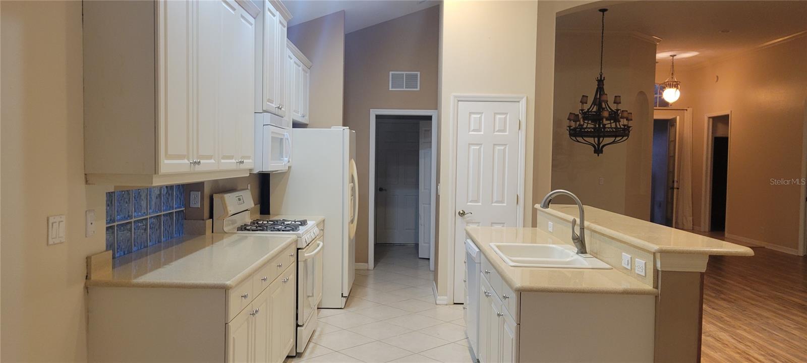 7217 ORCHID ISLAND PL, BRADENTON, FL — photo 4