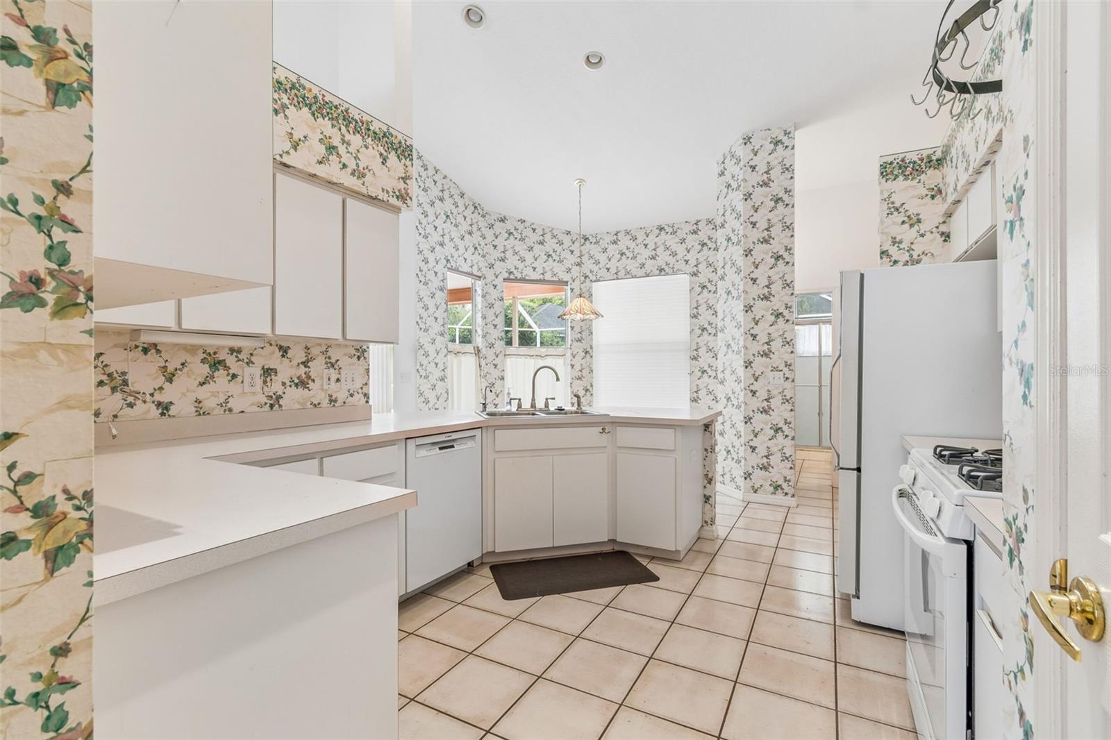 1336 WATERWOOD DR, LUTZ, FL — photo 8
