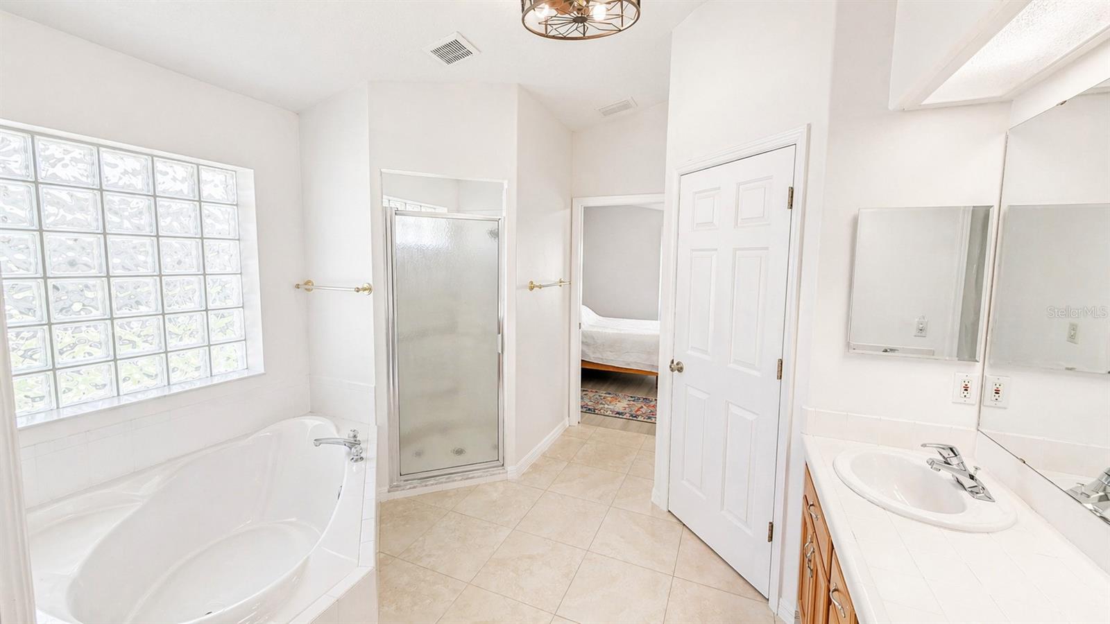 5277 INDIAN OCEAN LOOP, TAVARES, FL — photo 46