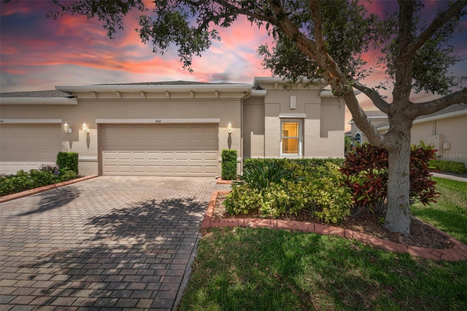 642 CHIPPER DR, SUN CITY CENTER, FL — photo 2