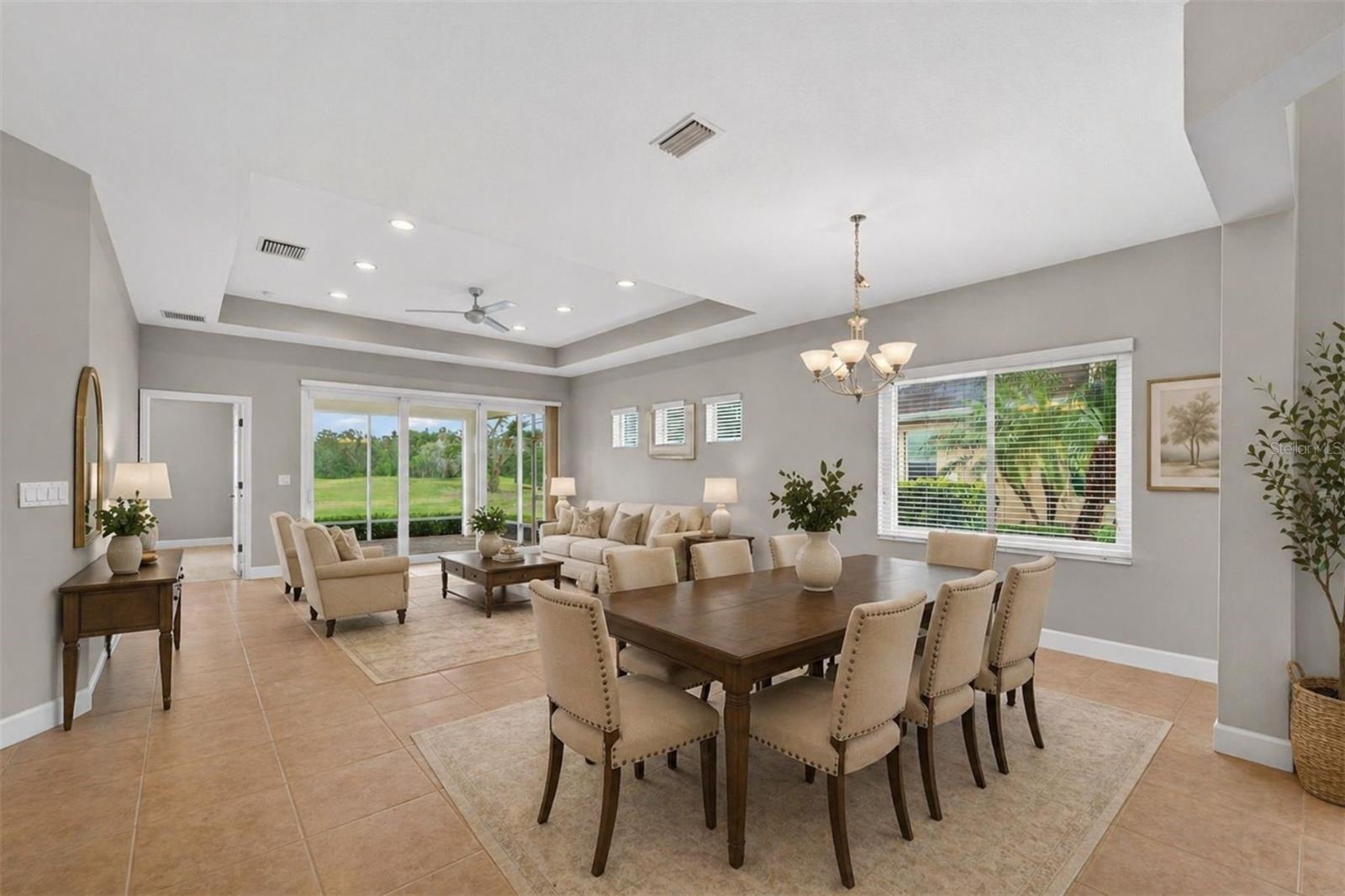 642 CHIPPER DR, SUN CITY CENTER, FL — photo 9